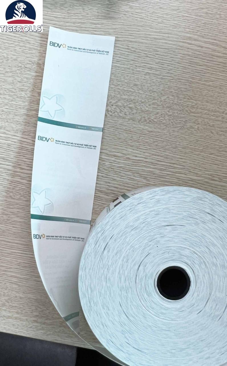 Giấy in nhiệt in sẵn logo thương hiệu